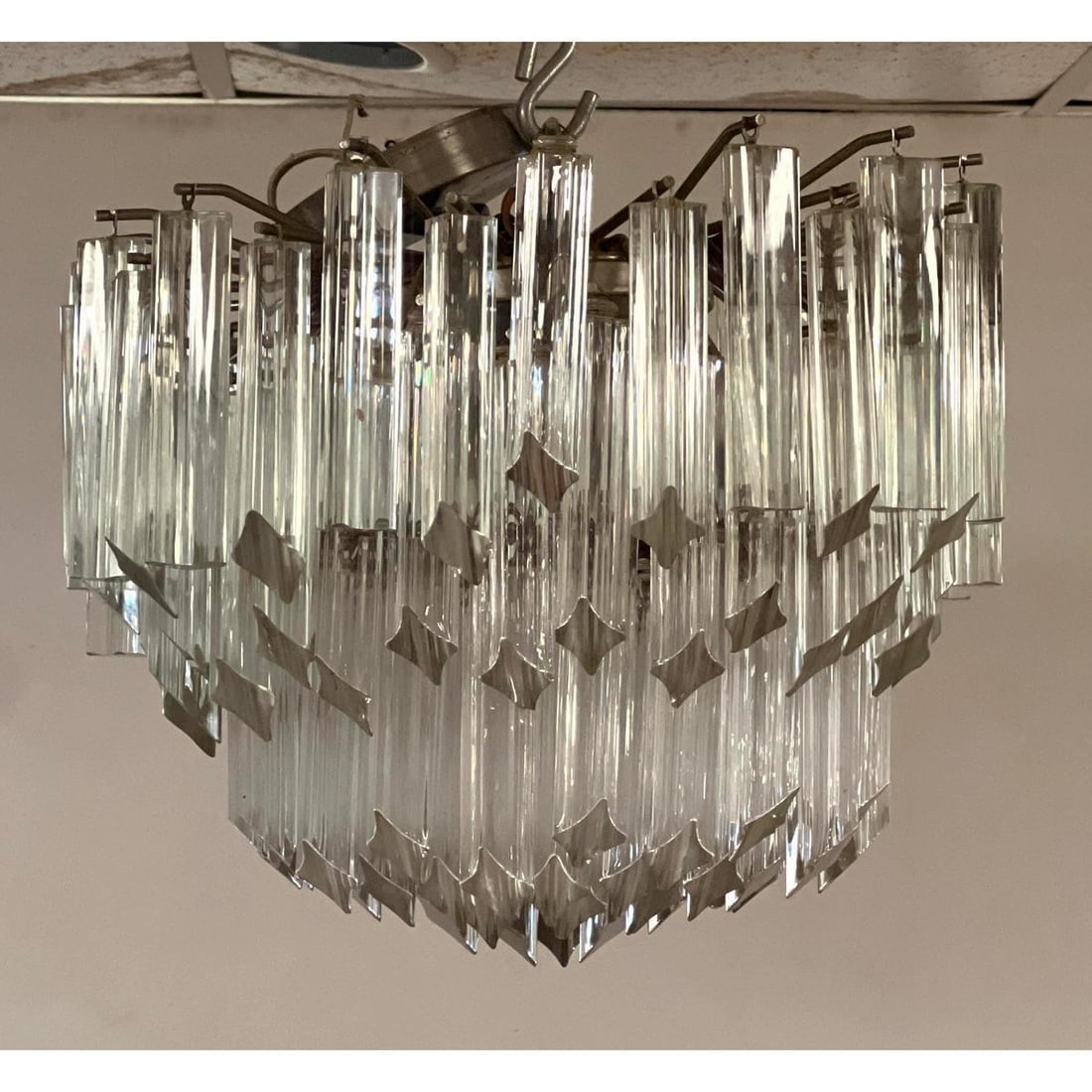 Small Venini/Camer Chandelier Pendant Lamp.: Small Venini/Camer Chandelier Pendant Lamp. Dimensions: Height: 16 inches, Width: 18 inches, Depth: 18 inches. ---