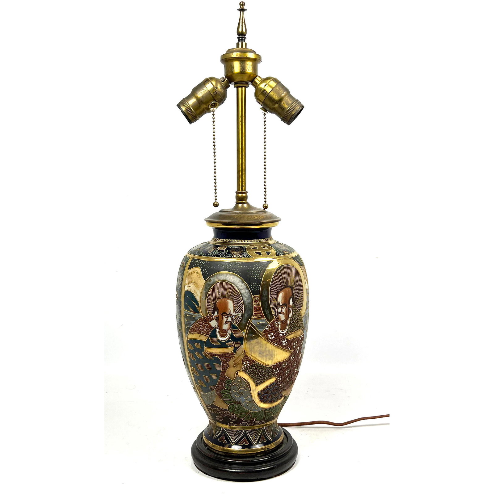 Japanese Satsuma Table Lamp.  Decorated Pottery Body. (1 of 13)