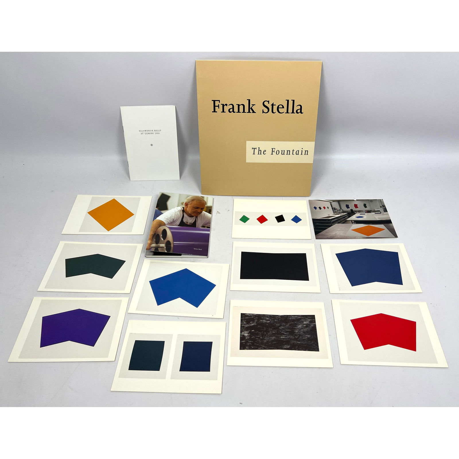 Frank Stella inserts and Ellsworth Kelly postcard.: Frank Stella inserts and Ellsworth Kelly postcard. Dimensions: Height: 10 inches, Width: 9 inches. --- US Packing and Shipping charge: $20 Plus insurance at a rate of $1 per hundred. - - We offer curb