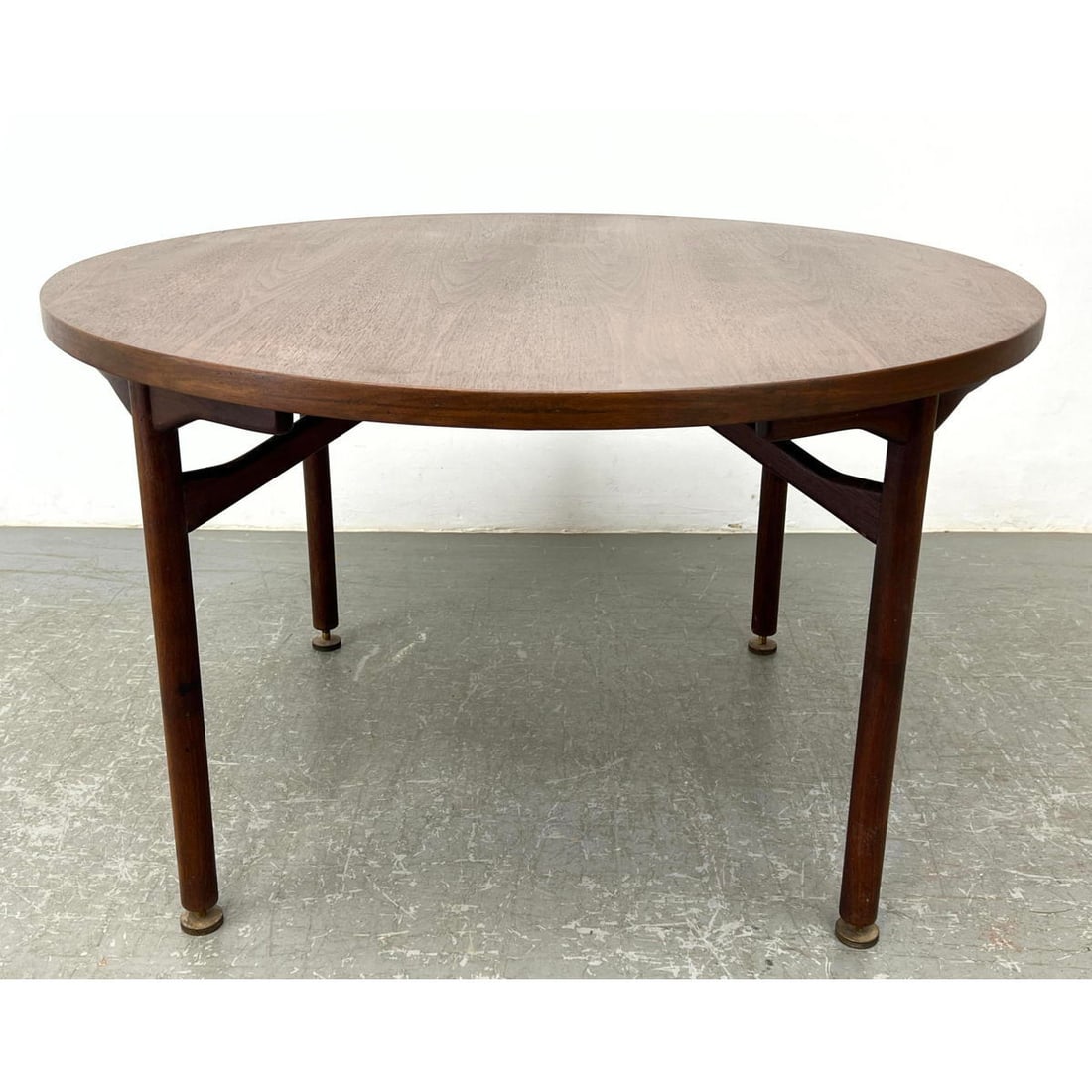 Walnut Jens Risom round dining table with adjustable feet.  American Modern (1 of 10)