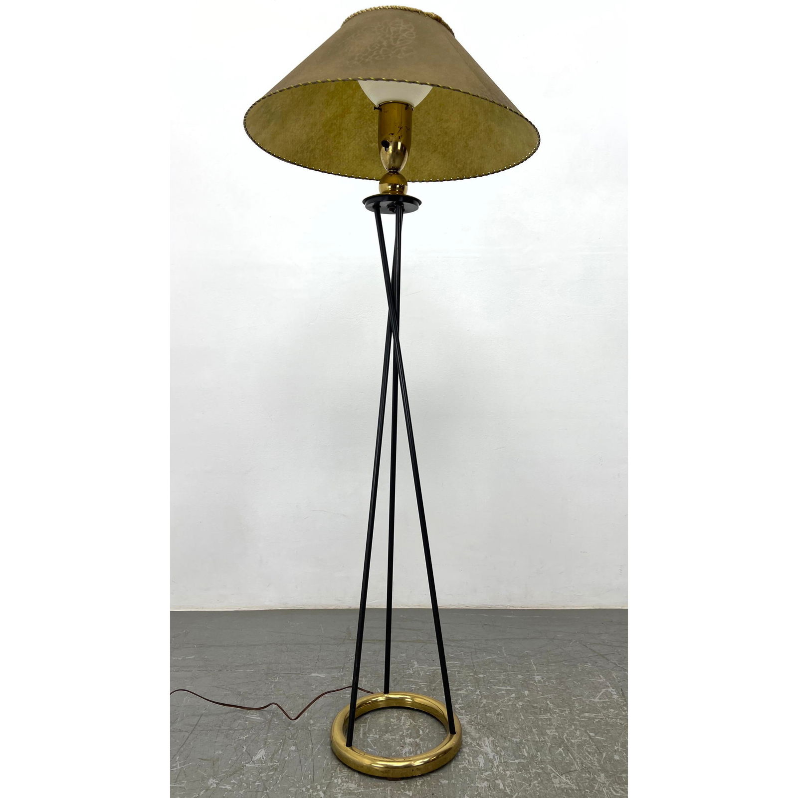 1950's Tripod Floor Lamp in the style Gerald Thurston. Not tested takes a large size bulb (1 of 9)