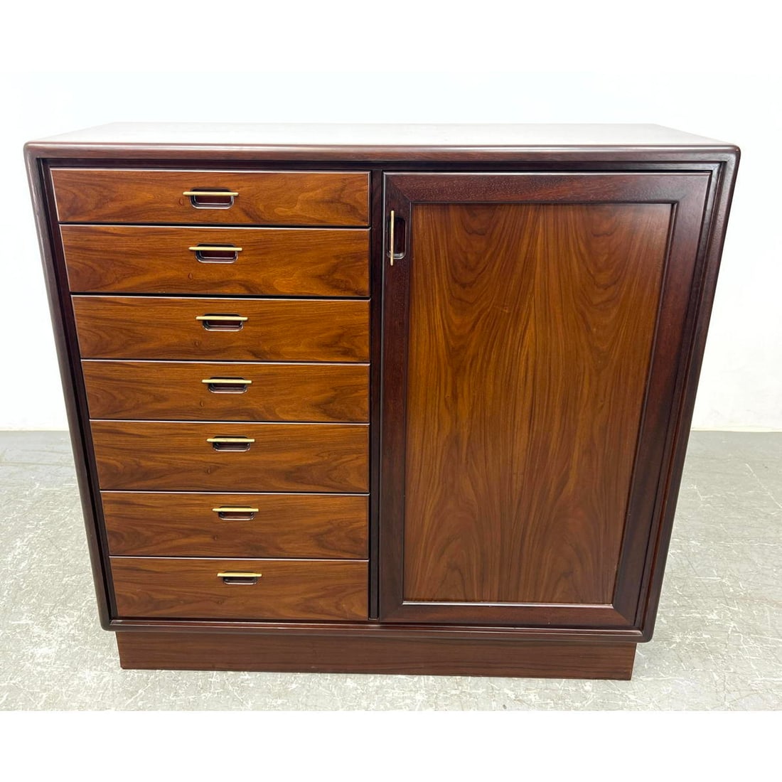 Mid Century Modern Gentlemans wardrobe dresser Chest. Metal Handles. (1 of 8)