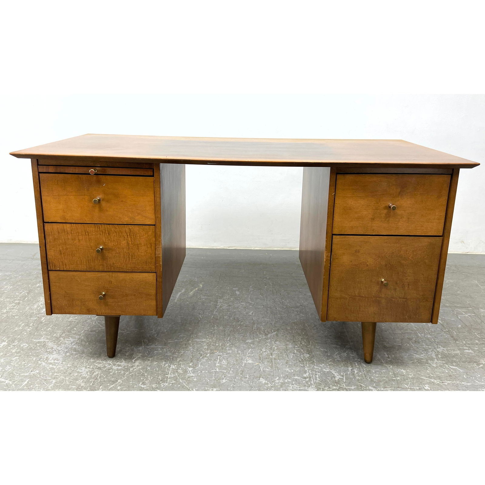Paul McCobb Planner group desk. Double pedestal. Brass pulls. Original foil label. (1 of 13)