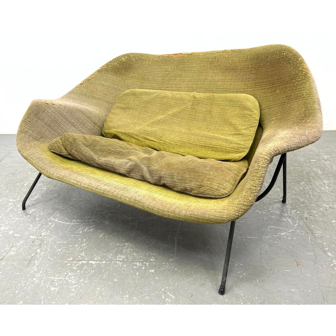 Early EERO SAARINEN for KNOLL Womb Sofa Couch. Black Iron Frame. KNOLL Label. (1 of 15)