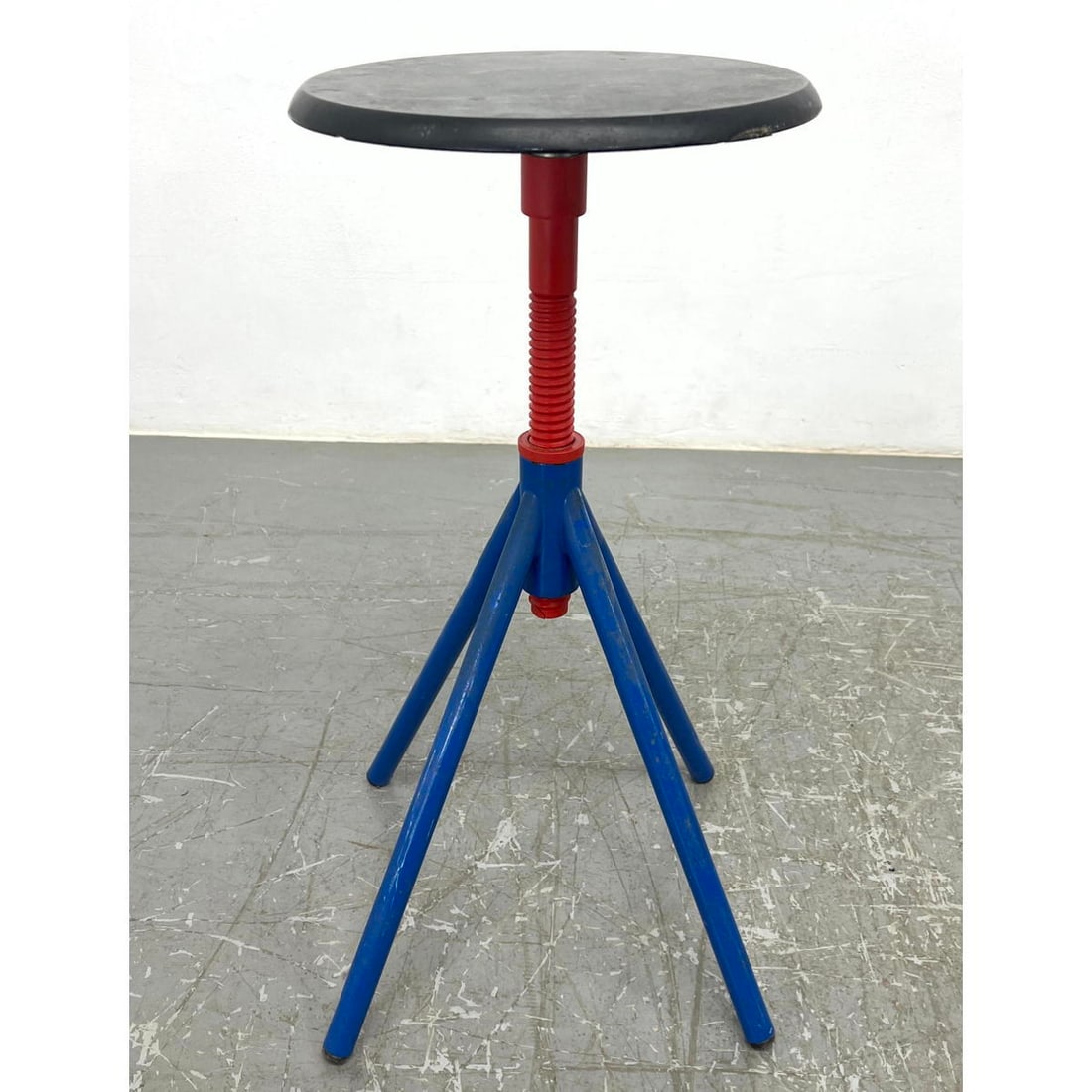 Italian adjustable stool Raul Barbiere. Unmarked. Blue legs. (1 of 8)