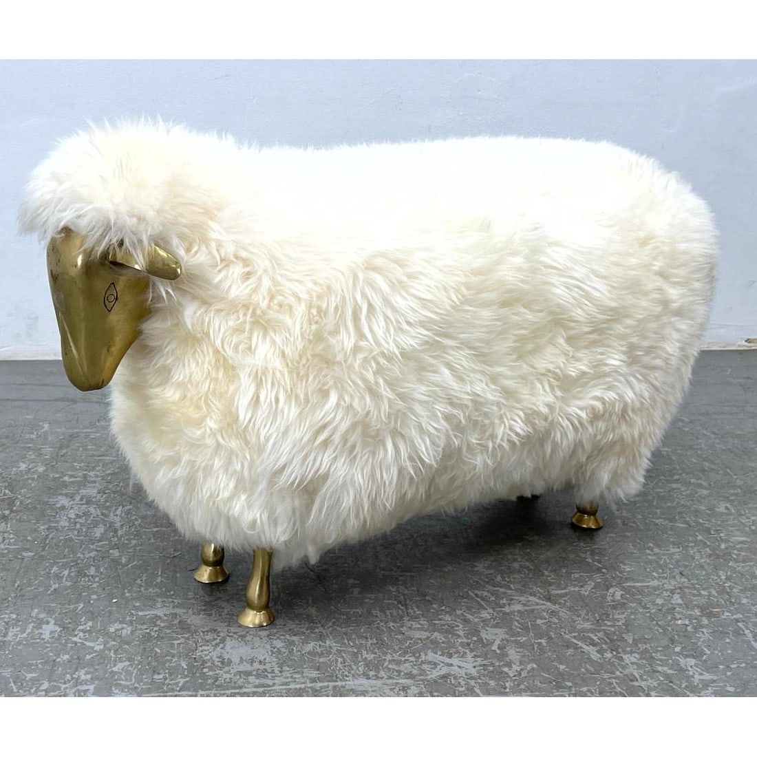 Francois-Xavier Lalanne Style Sheep Sculpture. Fur With Brass Head And Legs (1 of 11)