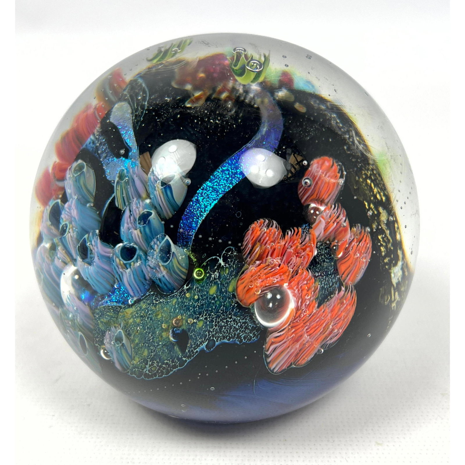 JOSH SIMPSON American Studio Art Glass Mega Planet. Paperweight. Wonderfully detailed underwater sca (1 of 11)