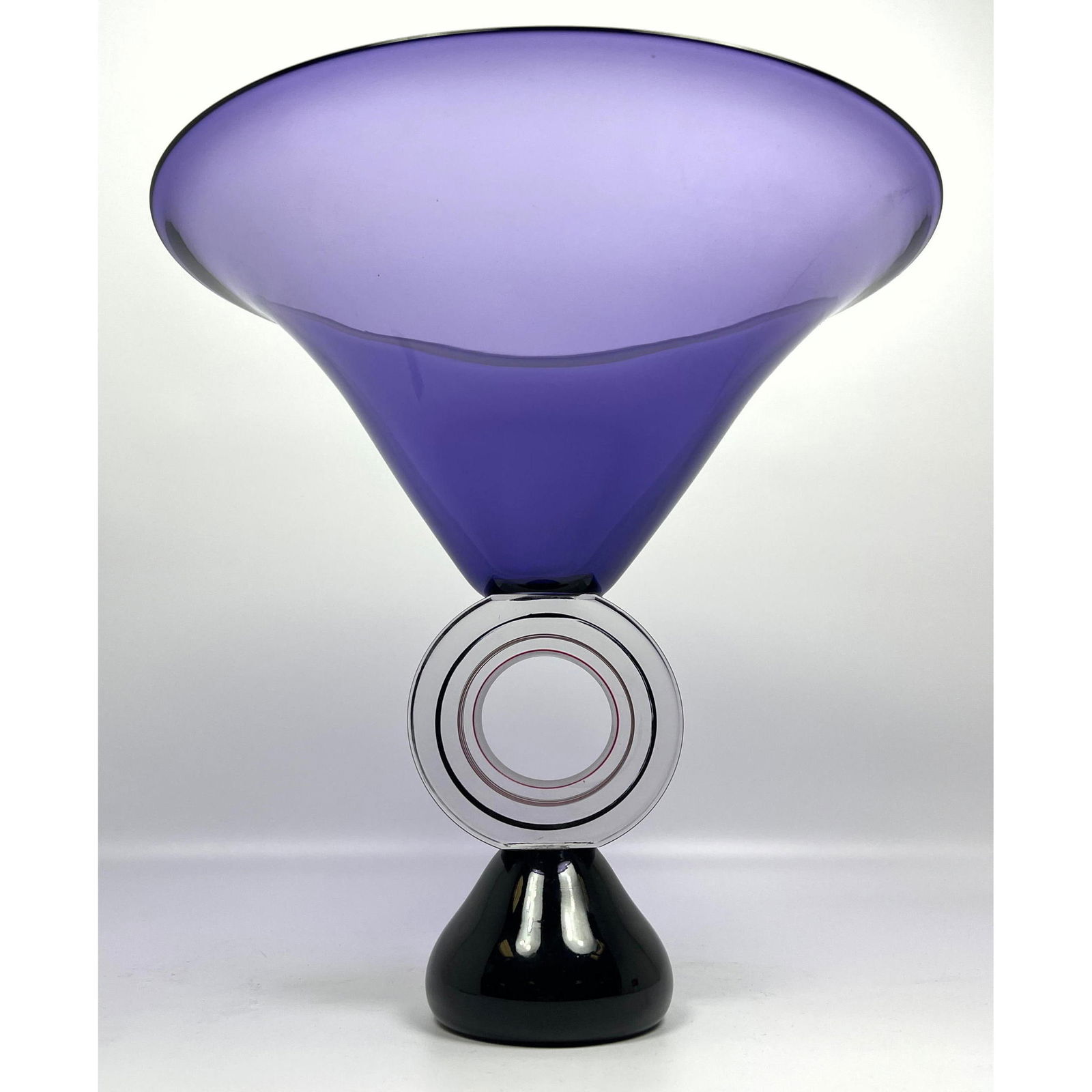 CORREIA Studio Art Glass Center Bowl Vase. Flared top. Limited edition.: CORREIA Studio Art Glass Center Bowl Vase. Flared top. Limited edition. Dimensions: Height: 12 inches, Width: 12.75 inches, Depth: 12.75 inches. --- - - We offer curbside delivery to NYC, Manhattan, C