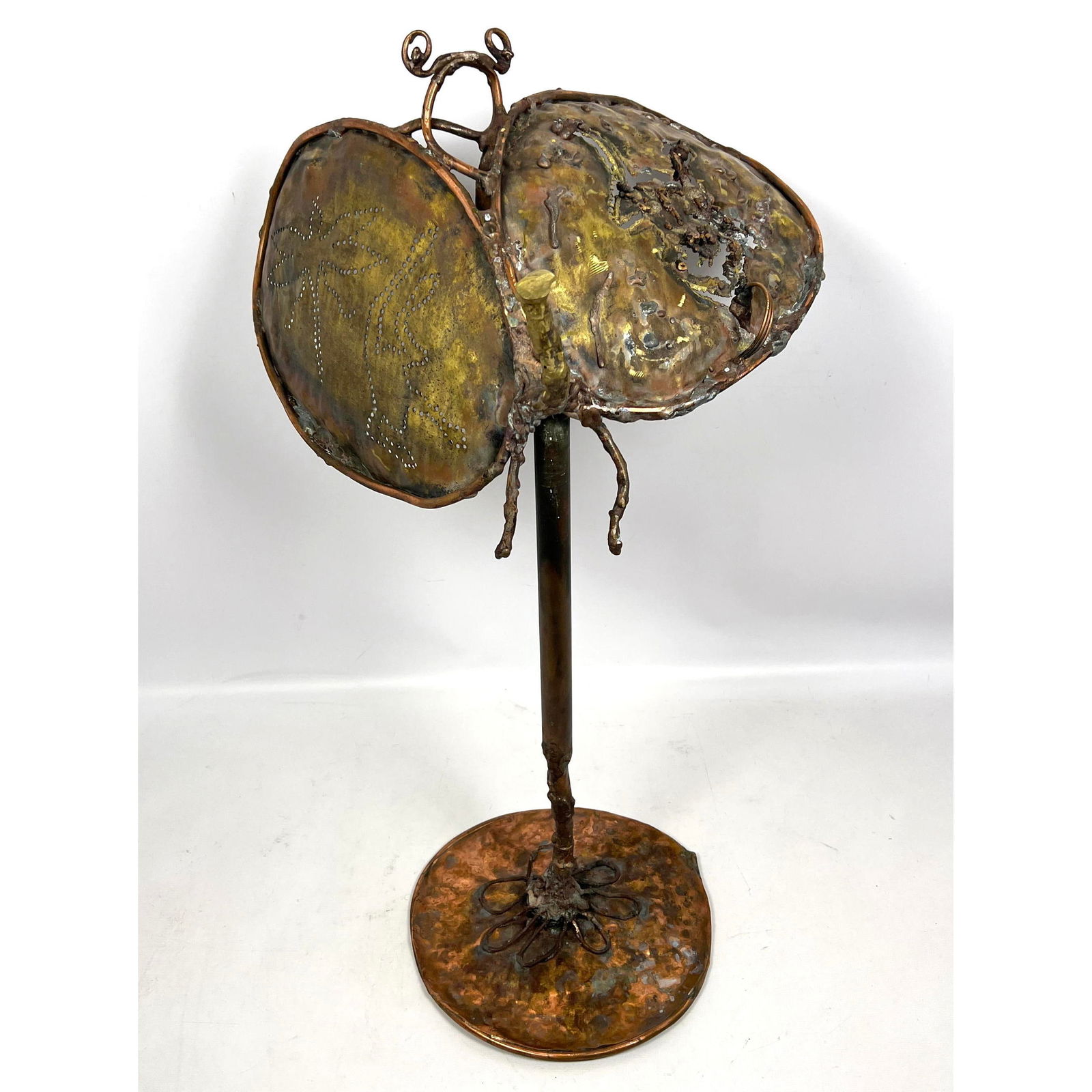 Melissa Strawser DEKA-BUG! Copper Brass Sculpture. Pierced metal and hammered copper. Fabricated at: Melissa Strawser DEKA-BUG! Copper Brass Sculpture. Pierced metal and hammered copper. Fabricated at Bertoia Studios. Bally, PA. Signed MS-127. Welded figural bug with pierced designs of dragonfly and