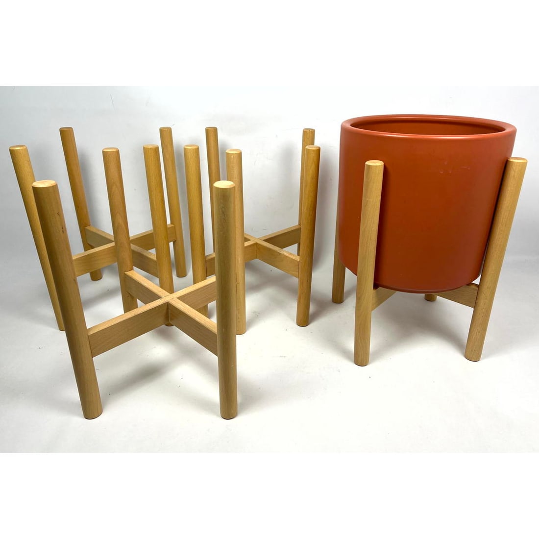 Beechwood Architectural Pottery 4 Stands and Architectural Pot (1 of 10)