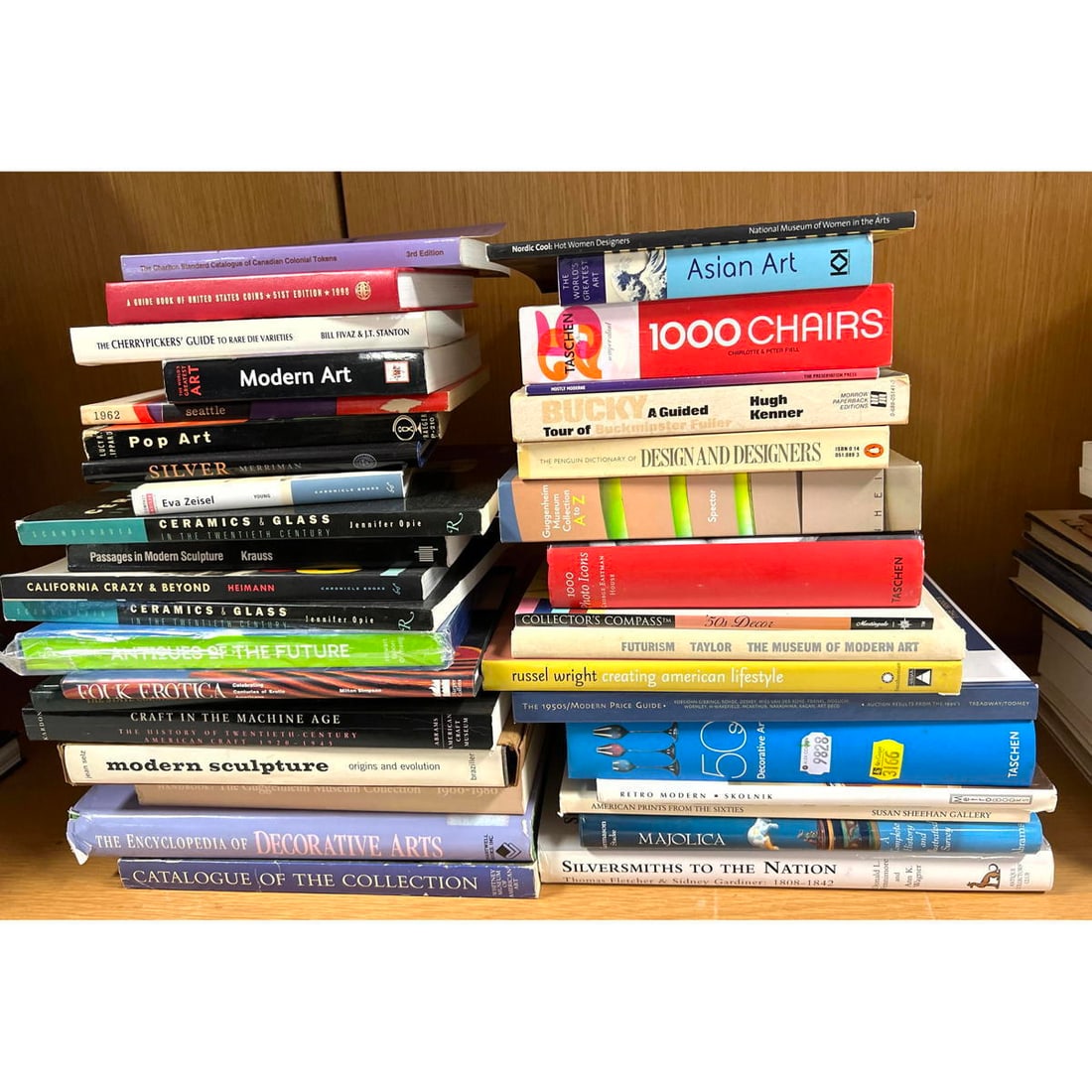 39+ Books on Art and Design. 1000 Chairs, 50s Decor, Russell Wright, Decorative Arts, Silver, Cerami (1 of 9)