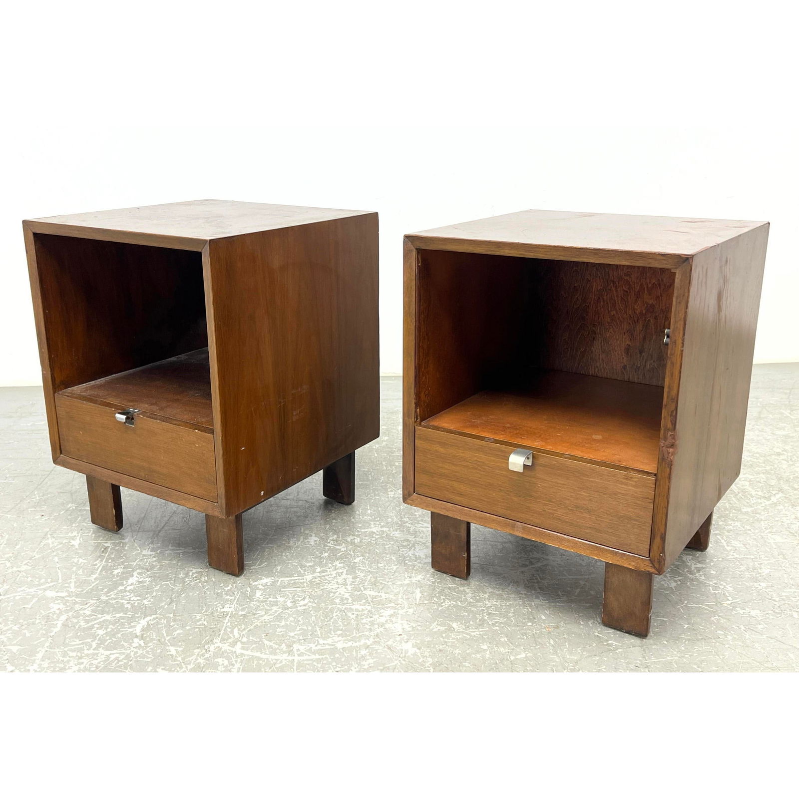 Pr George Nelson Herman Miller side Table Nightstands. (1 of 18)