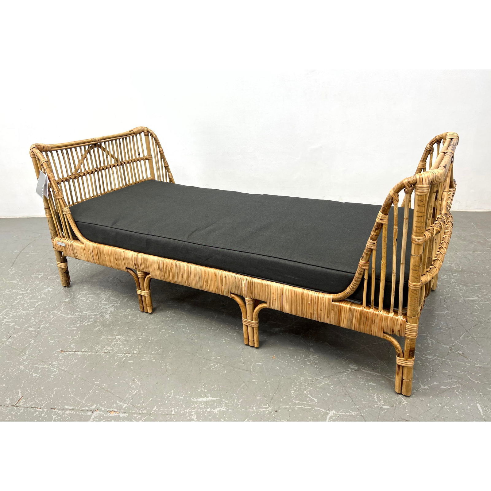 Bamboo Rattan Daybed Sofa. Wrapped design.: Bamboo Rattan Daybed Sofa. Wrapped design. Dimensions: Height: 31.5 inches, Width: 76 inches, Depth: 31.5 inches. --- - - We offer curbside delivery to NYC, Manhattan, Close Brooklyn, Hoboken about a