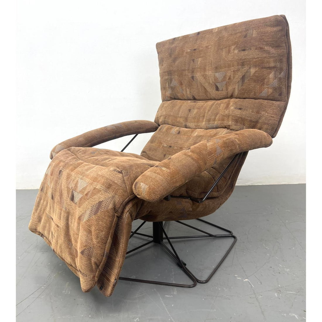 JORI Belgium Modernist Lounge Chair Recliner. Metal frame and open frame base. Brown patterned uphol (1 of 14)