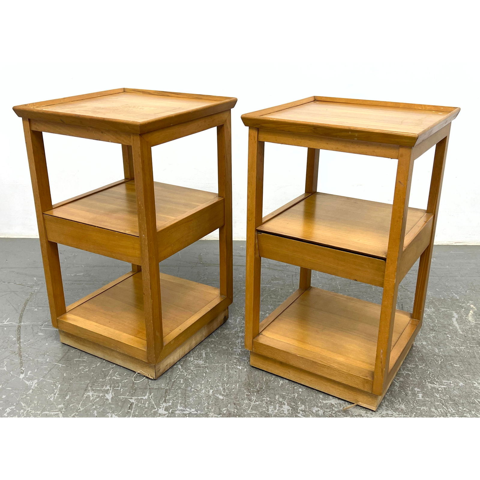 Pair Edward Wormley for Drexel Furniture tall lamp table (1 of 15)