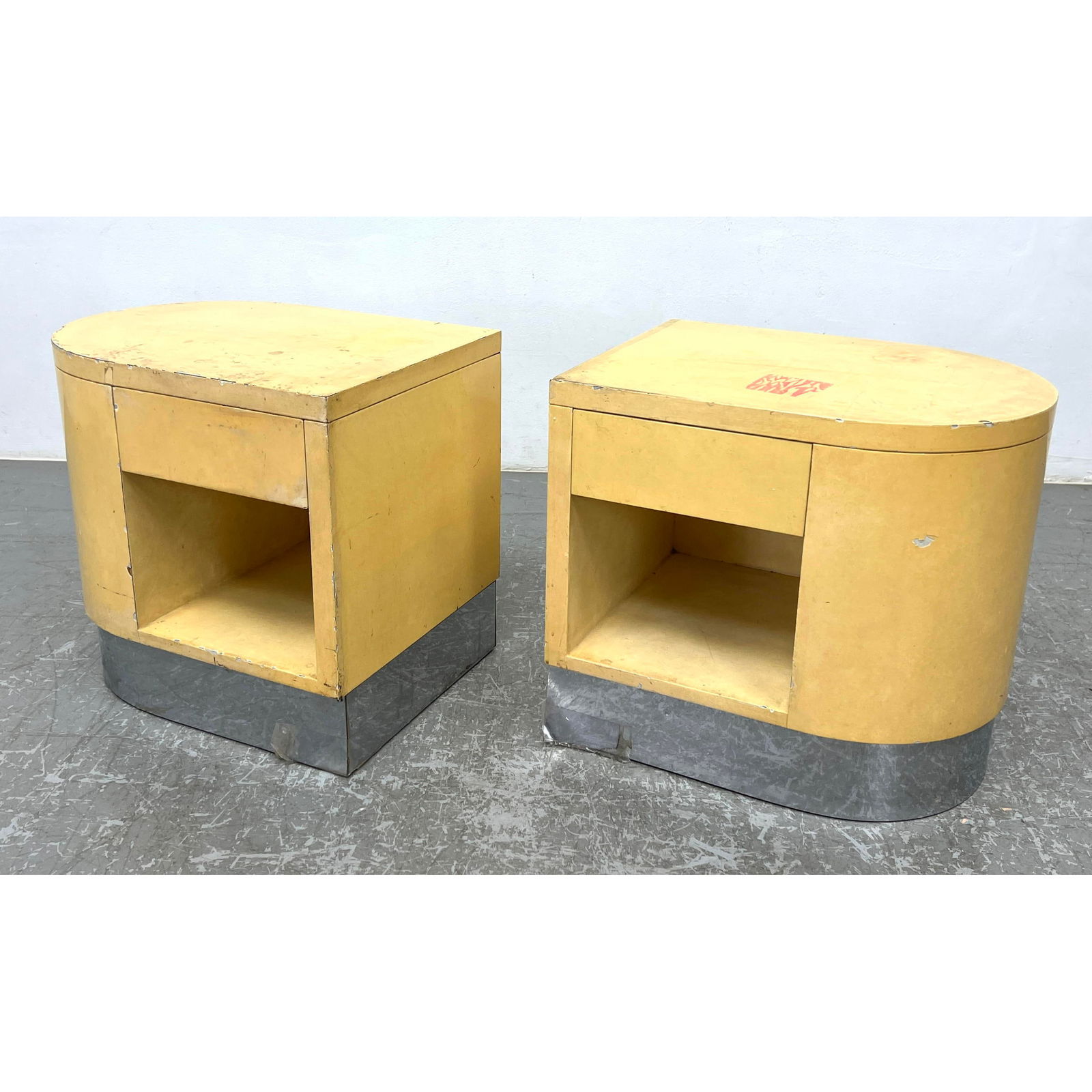 Pair Post Modern nightstands rounded side. After Karl Springer (1 of 14)