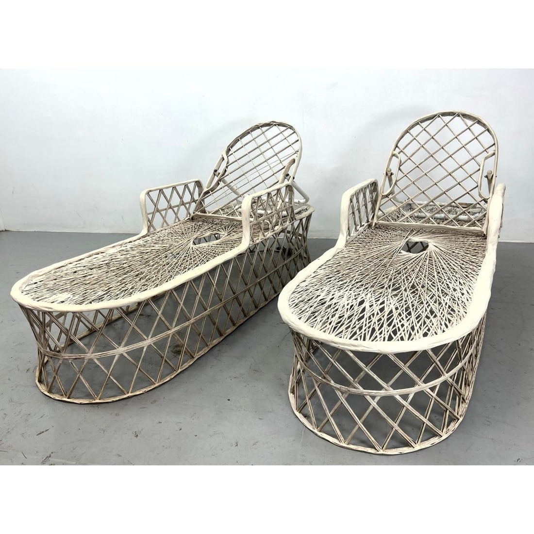 Pr Modernist Woven Fiber Chaise Lounges. Adjustable Backs. (1 of 14)