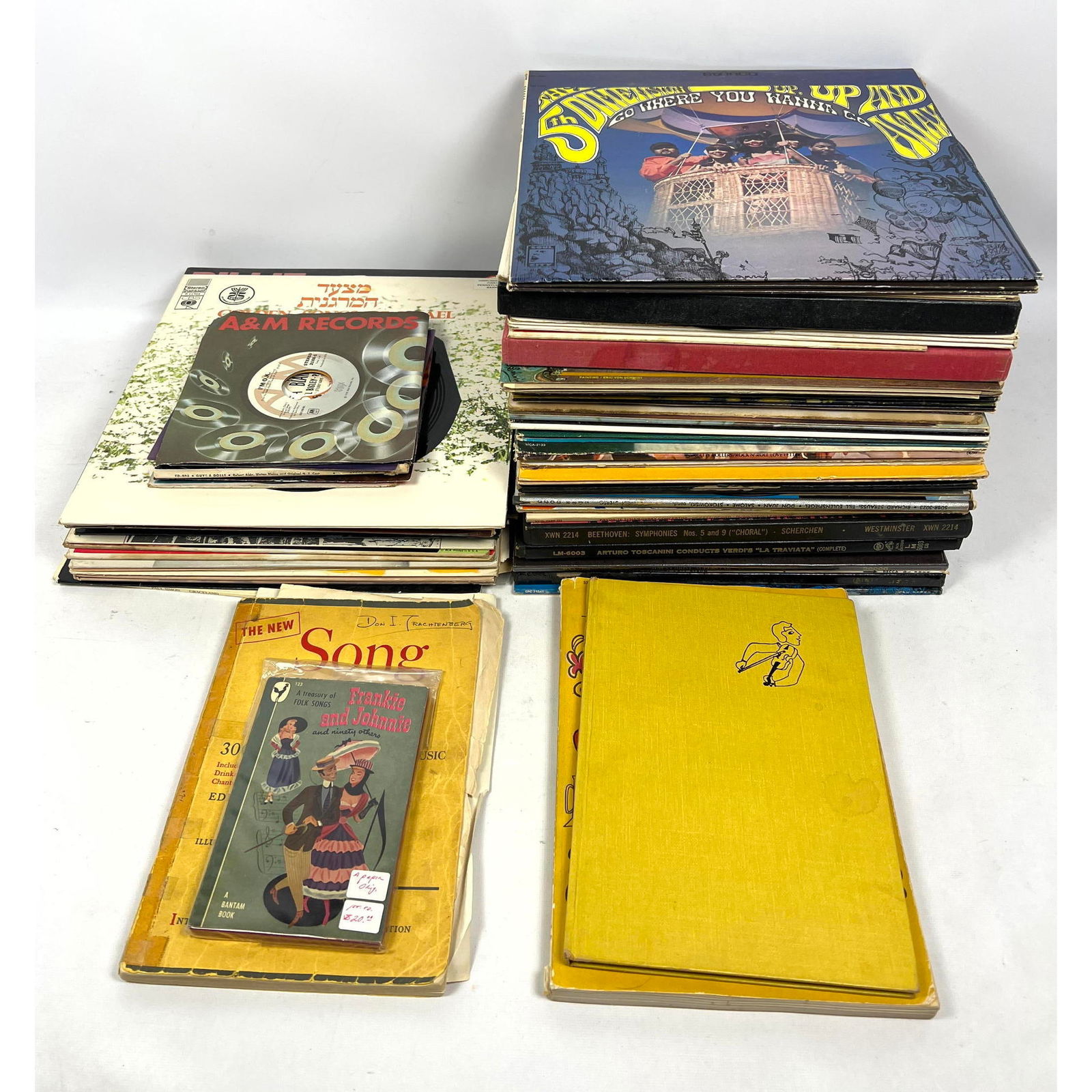 Collection of Vintage LP Albums. Some 45s. Lightening Hopkins, Billie Holiday, Belafonte, See photos (1 of 11)