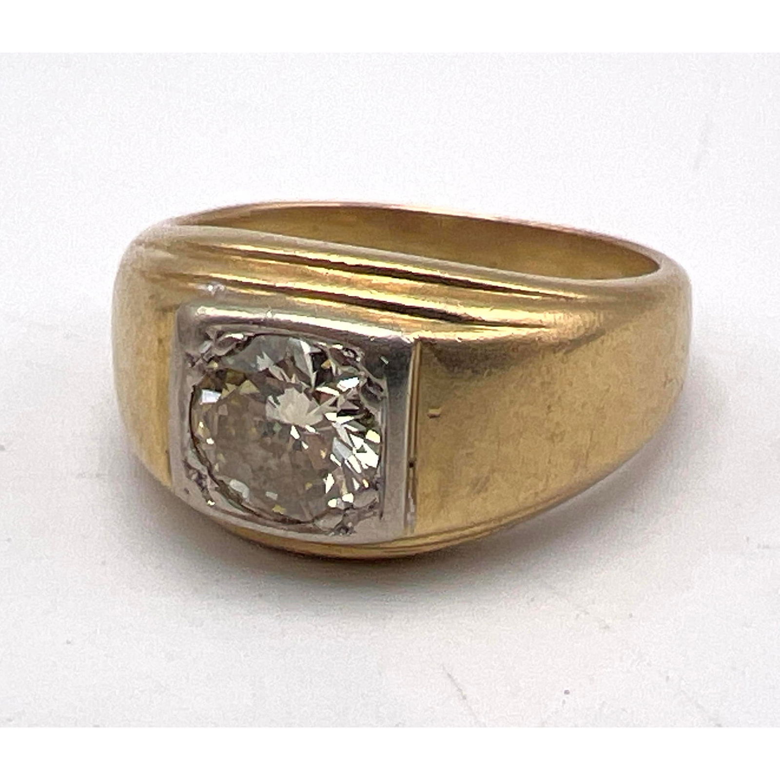 14K Gold Stepped Mount Diamond Ring. Approximately 1.1 Carat. Band marked 14K. Size: 9. (1 of 8)