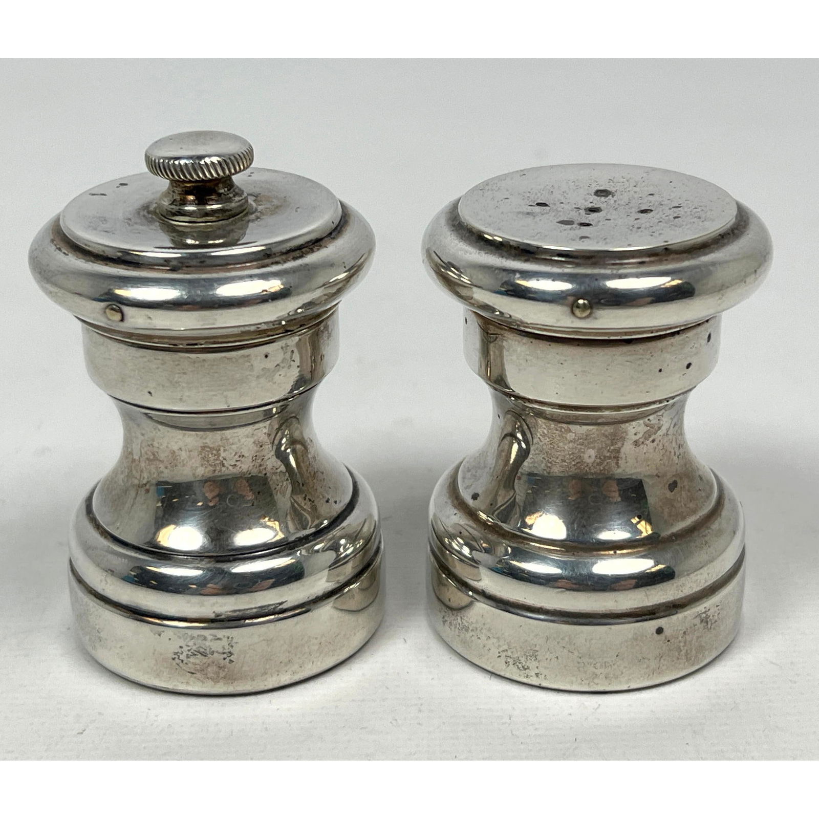 2pc CARTIER Sterling Silver Salt Shaker Pepper Mill. Engraved mark. Pepper Mill marked Italy also. (1 of 10)