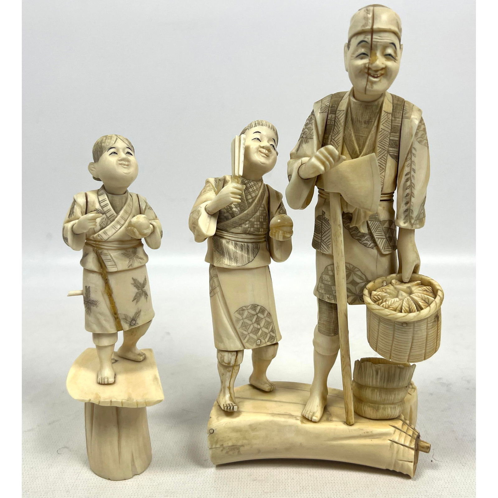 2pcs Asian Carved Figural Groupings. (1 of 15)