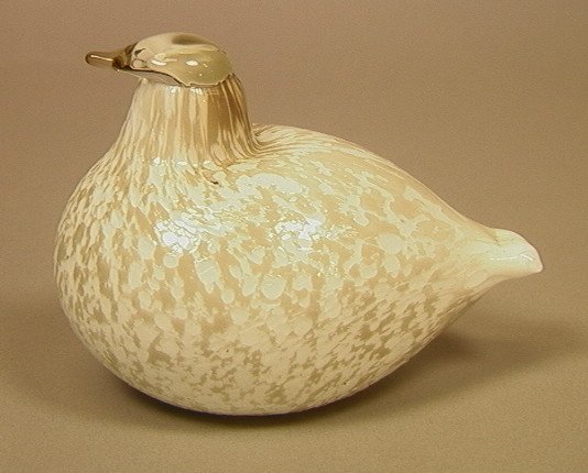 OIVA TOIKKA Art Glass Bird Dove. Finland. Arabia.: OIVA TOIKKA Art Glass Bird Dove. Finland. Arabia. Textured white glass bird with clear glass head. Signed.-- Dimensions: H: 4..25 inches: W: 5.5 inches: D: 3.5 inches --- US Shipping charge: $14