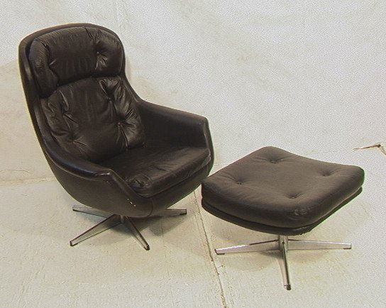 SELIG Vinyl Chrome Chair and Ottoman. Tufted Back: SELIG Vinyl Chrome Chair and Ottoman. Tufted Back. Chrome base. Chair rocks and swivels. Tagged Selig Imperial. Made in Sweden sticker.-- Dimensions: H: 40 inches: W: 34 inches: D: 31 inches ---