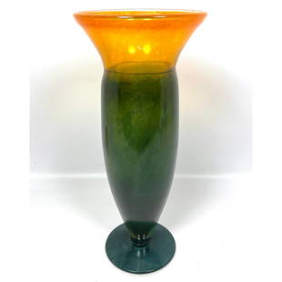 KOSTA BODA Kjell Engman Swedish Art Glass Vase. Turquoise green body with golden wide flared lip. En: KOSTA BODA Kjell Engman Swedish Art Glass Vase. Turquoise green body with golden wide flared lip. Engraved marks. Dimensions: Height: 15.25 inches, Width: 6.5 inches, Depth: 6.5 inches. --- - - We off