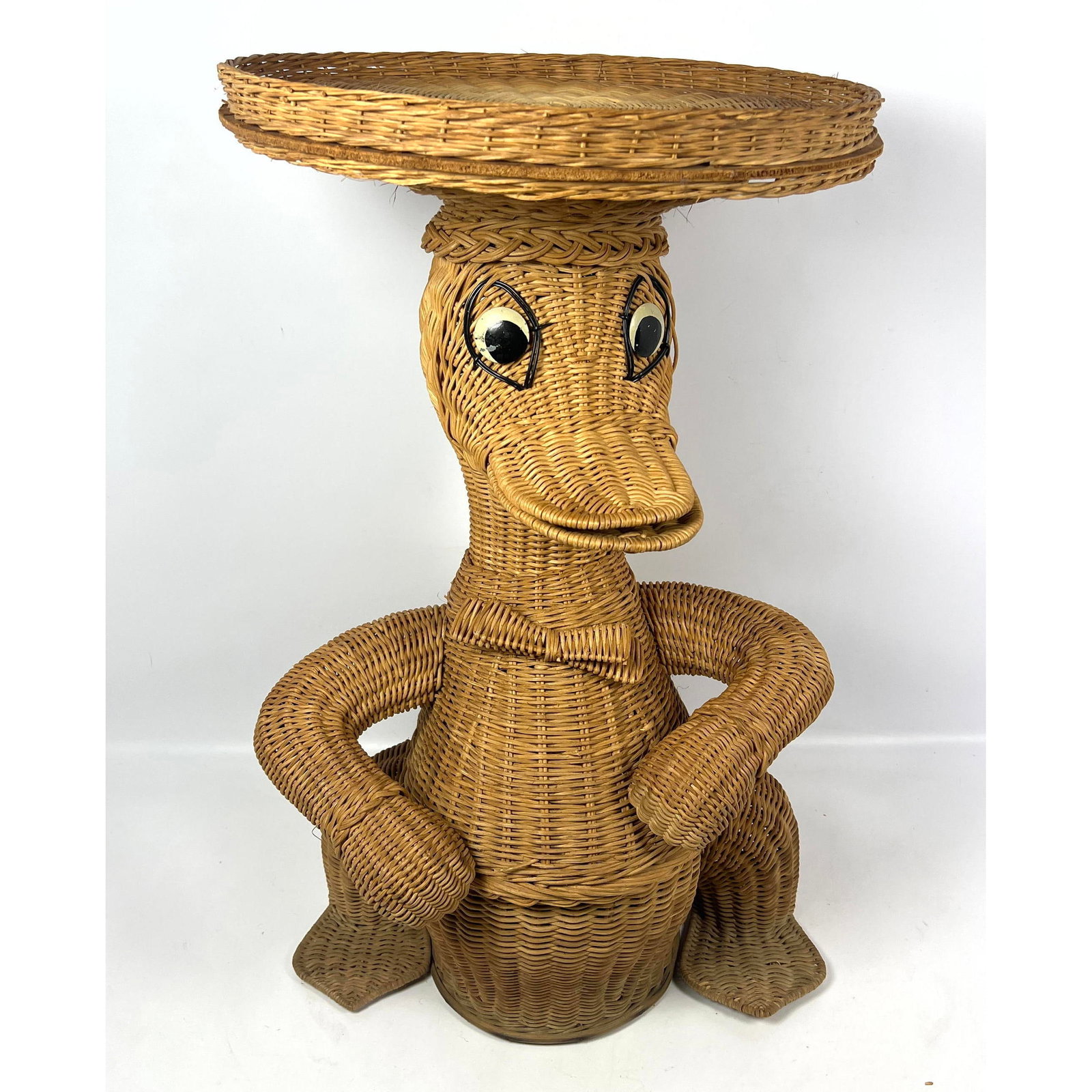 Vintage Wicker Duck Drinks Side Table with Removable Tray Top (1 of 10)