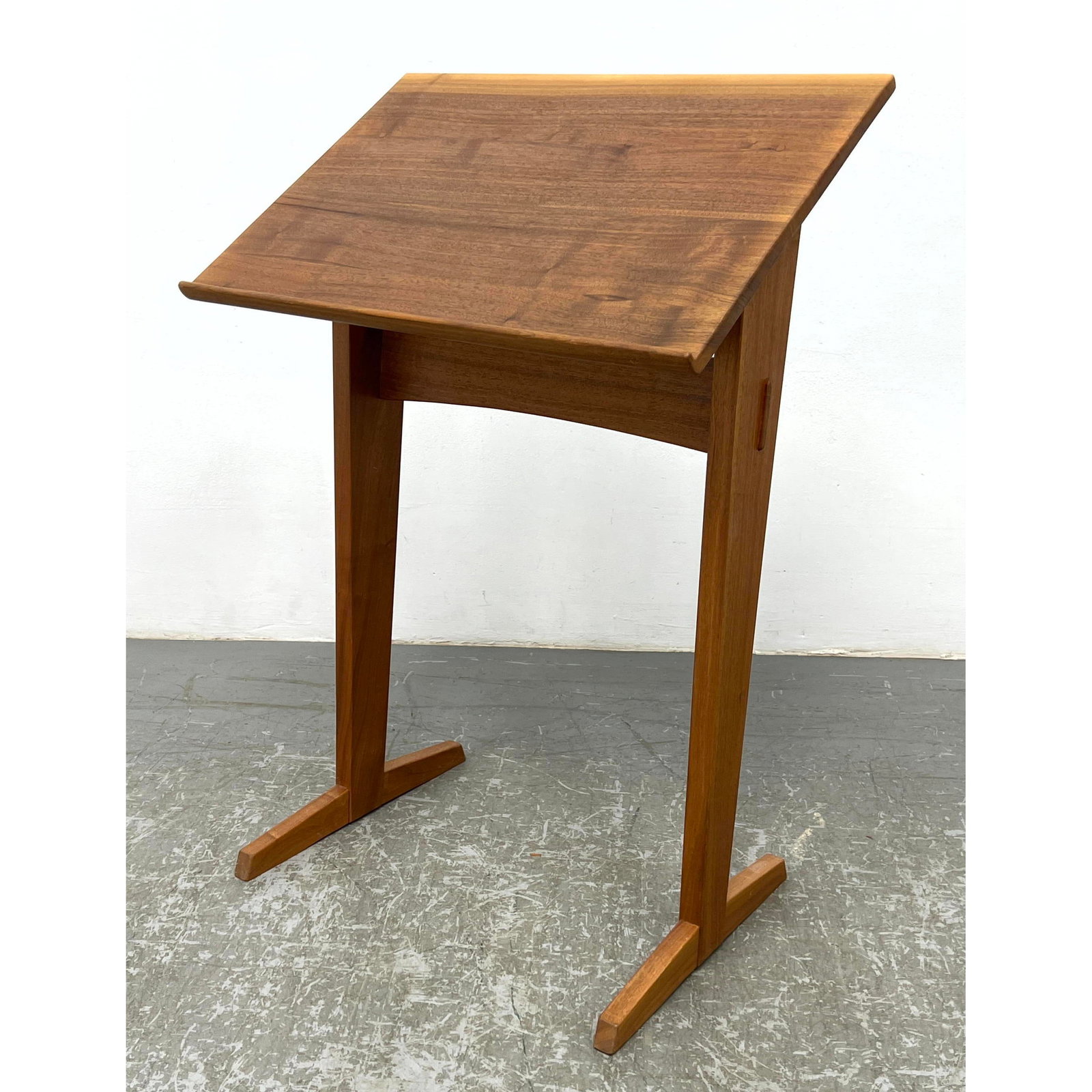 American Studio Craft Artisan Walnut Music Stand. Lectern.  Artist Signed to the bottom of the base (1 of 8)