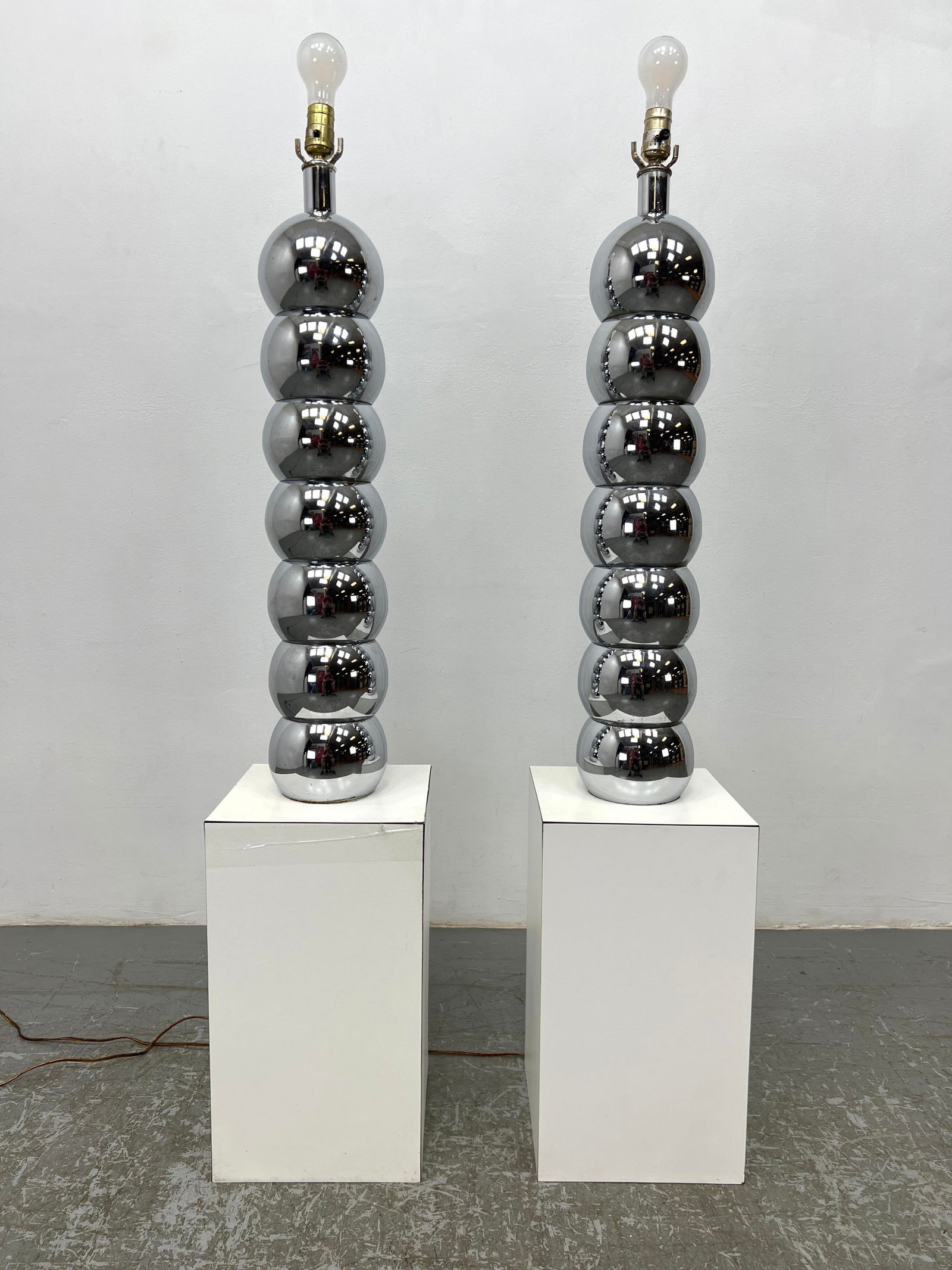 Pair Sonneman Style Stacked Ball Chrome Table Lamps. White laminate bases. (1 of 15)