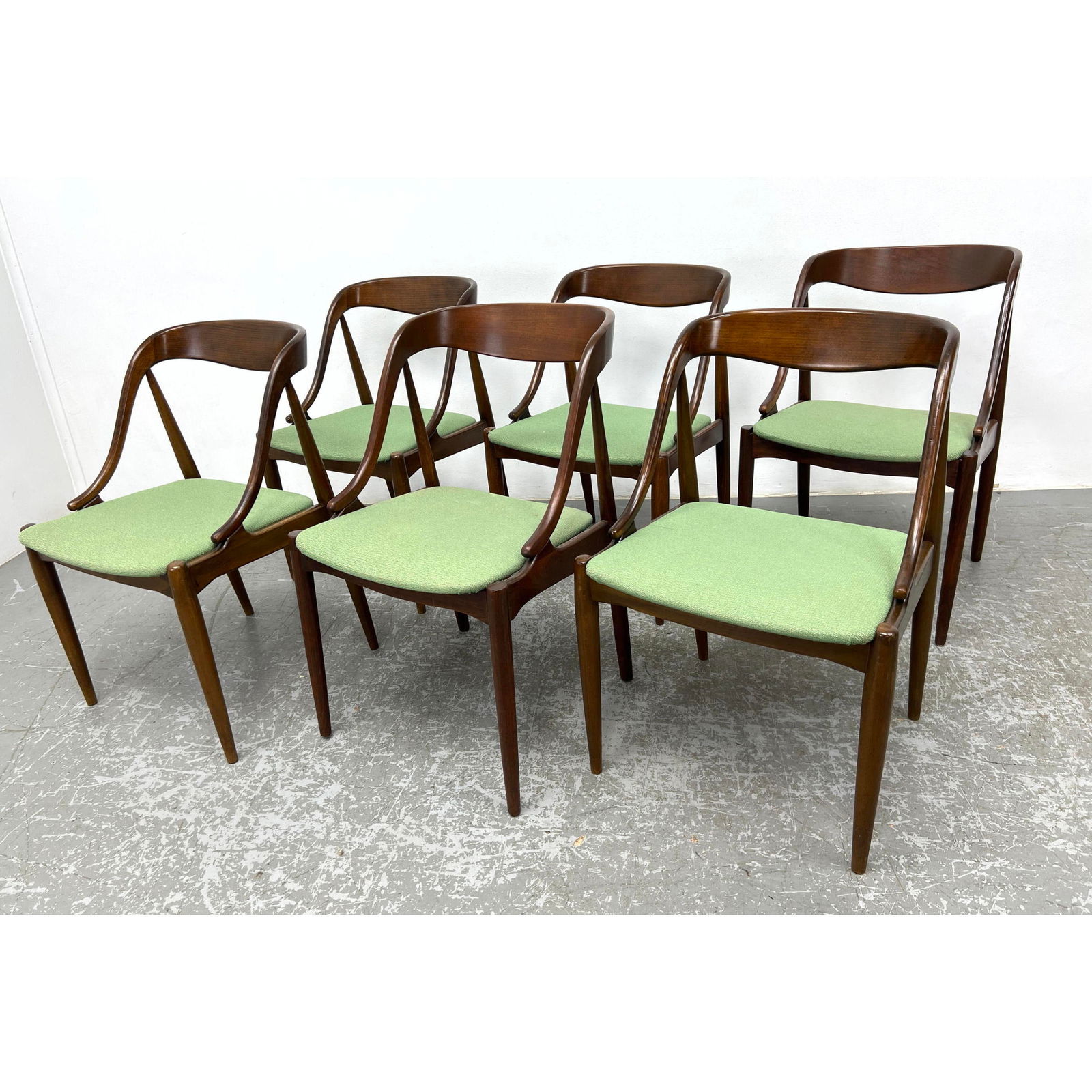 Set of 6 Johannes Andersen for Moreddi vintage Danish Modern Teak Dining Chairs. (1 of 15)