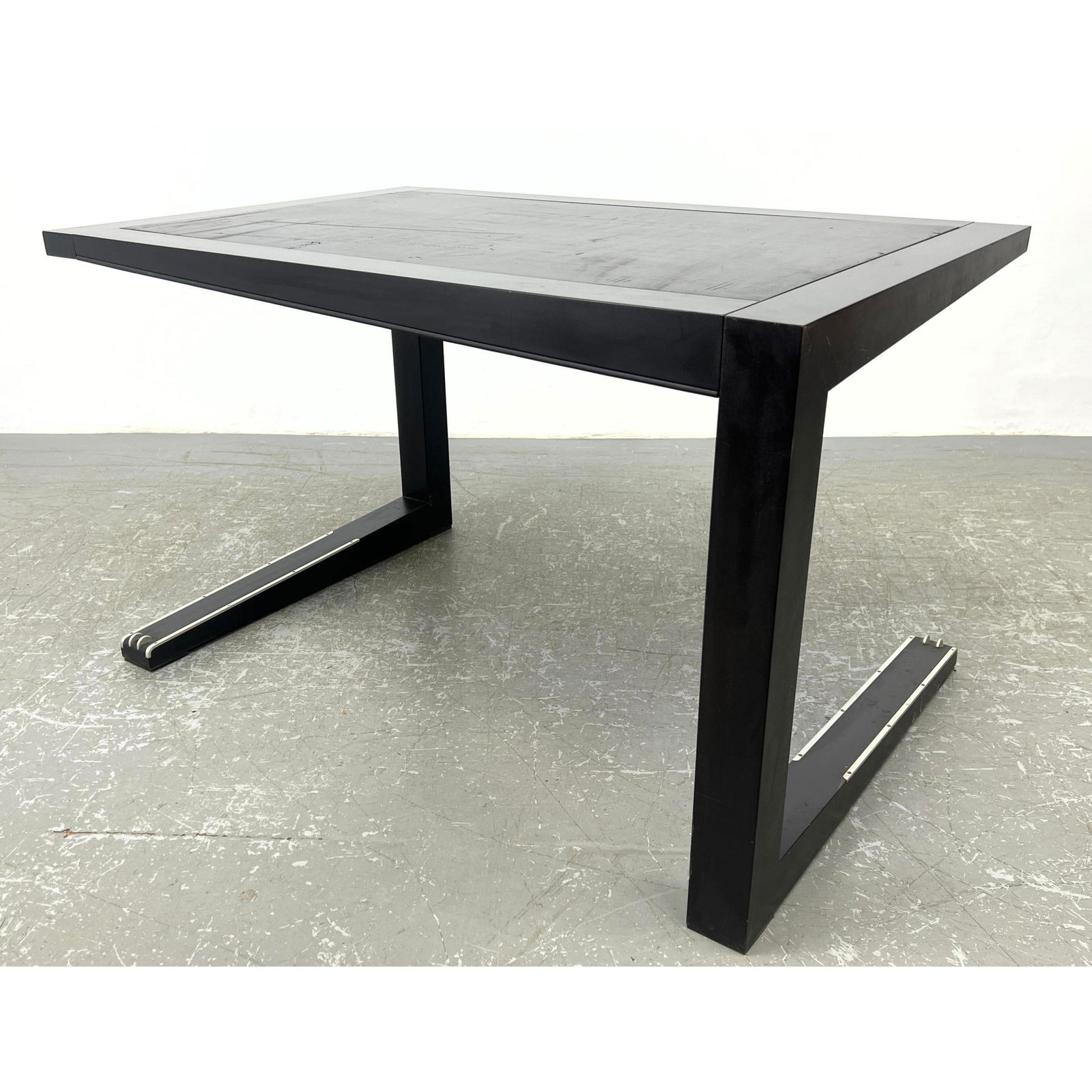 GIORGETTI Italian Modernist Desk. MASSIMO SCOLARI Designer. Designed with opposing legs. Label.: GIORGETTI Italian Modernist Desk. MASSIMO SCOLARI Designer. Designed with opposing legs. Label. Dimensions: Frame Height: 29 inches, Frame Width: 47.5 inches, Depth: 31.5 inches. - Image Size: Image H