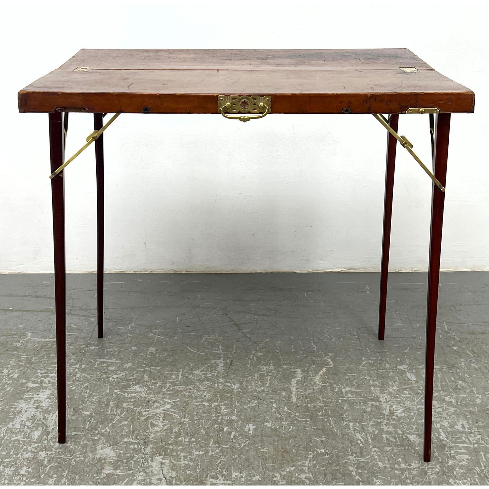 J.C. VICKERY Early campaign style English leather folding game table. English. Brass Mounted. (1 of 11)