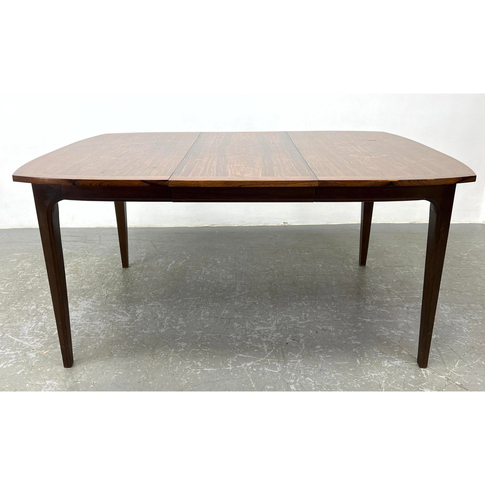 Rosewood Dining Table. Banded Top. (1 of 10)