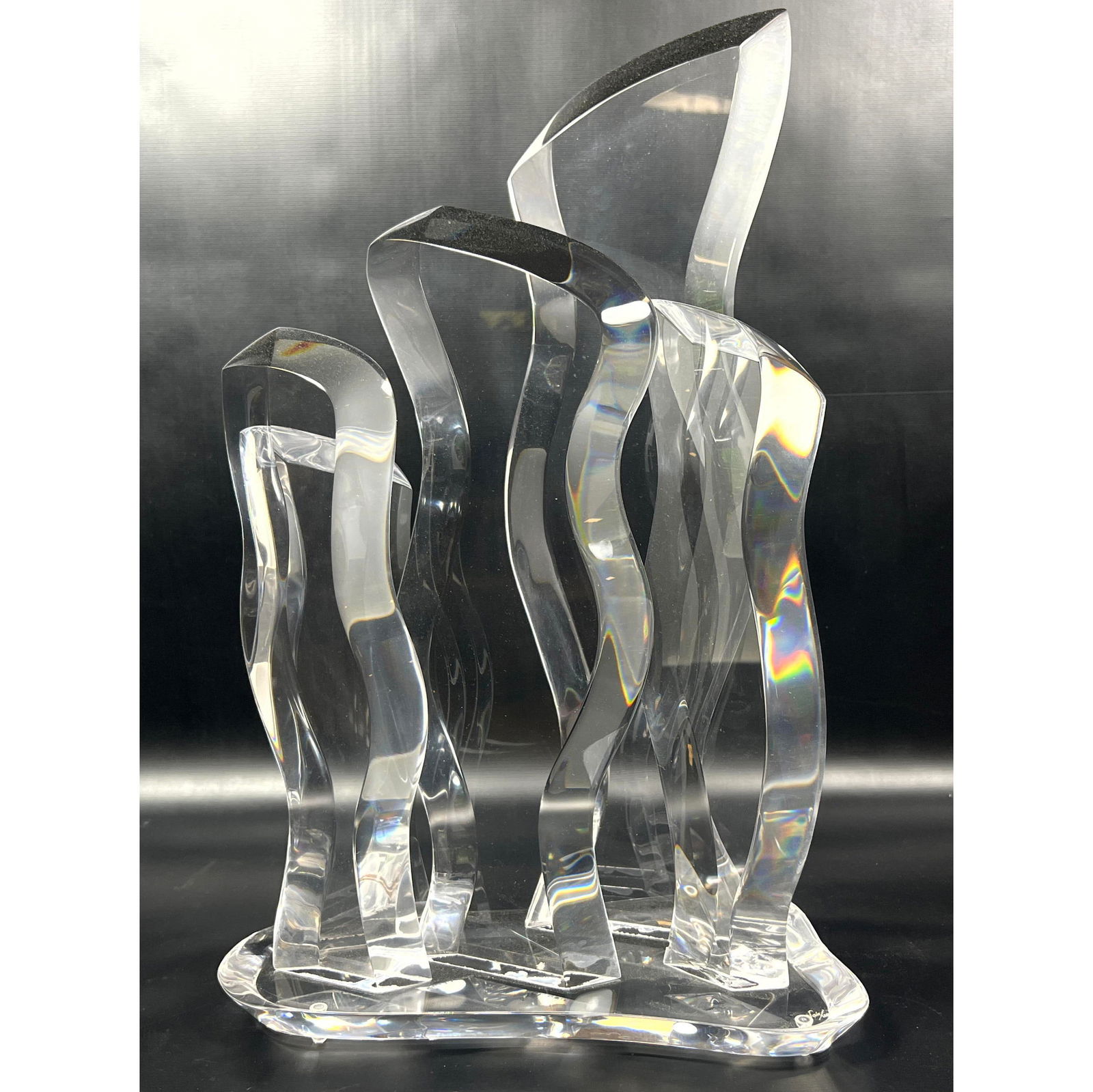 VAN TEAL Lucite Acrylic Sculpture. Signed. Wave form columns.: VAN TEAL Lucite Acrylic Sculpture. Signed. Wave form columns. Dimensions: Height: 21 inches, Width: 14 inches, Depth: 7 inches. --- - - We offer curbside delivery to NYC, Manhattan, Close Brooklyn, Ho