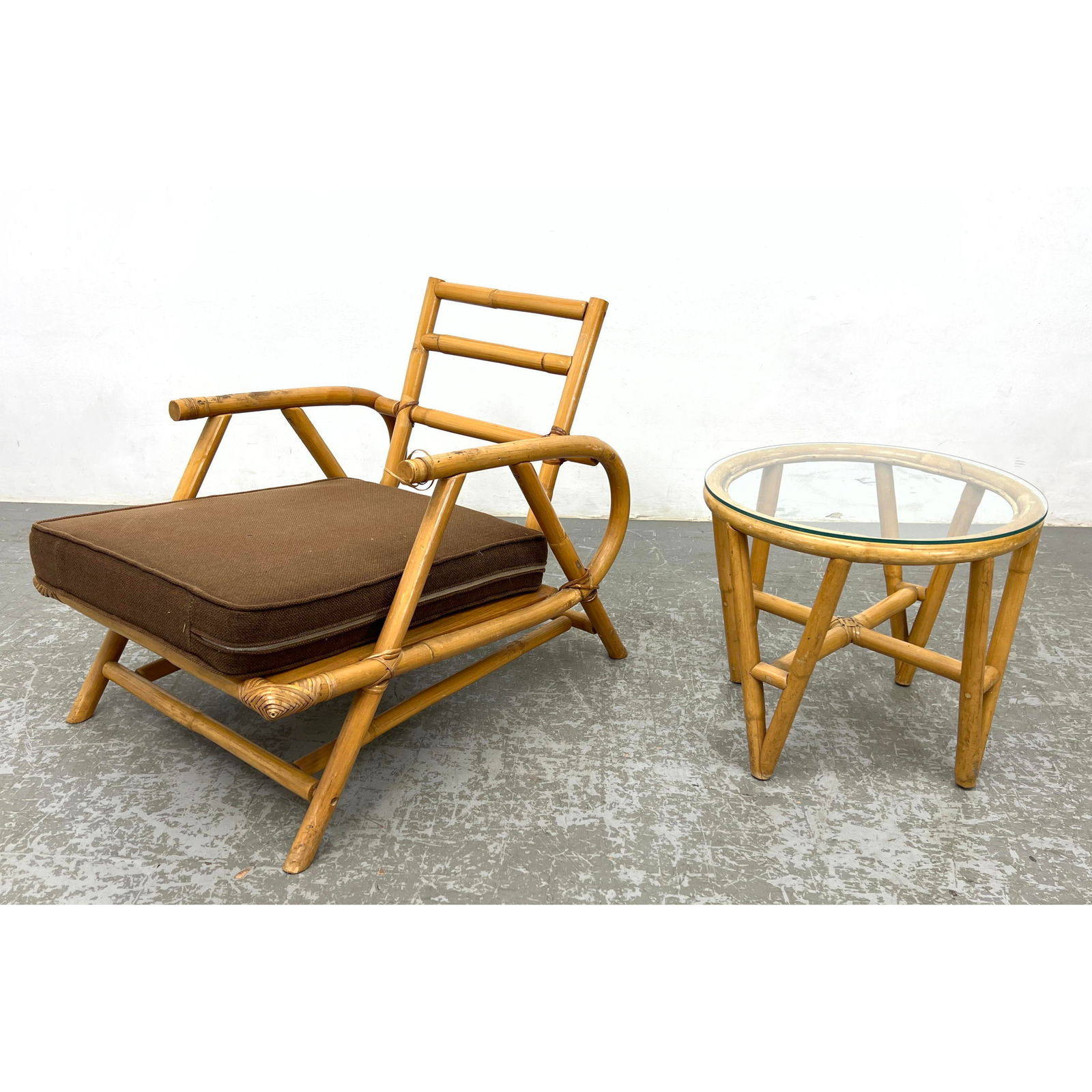 2pcs Vintage Miami Modern Lounge Chair and Triangular Leg End Table. Rattan Craft. (1 of 16)