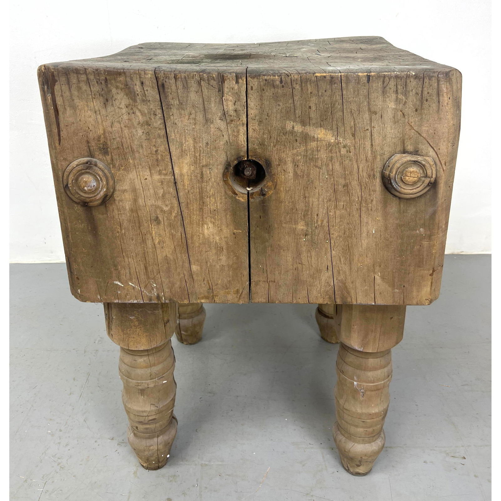 Vintage Solid butcher Block.  Kitchen chopping block. (1 of 10)