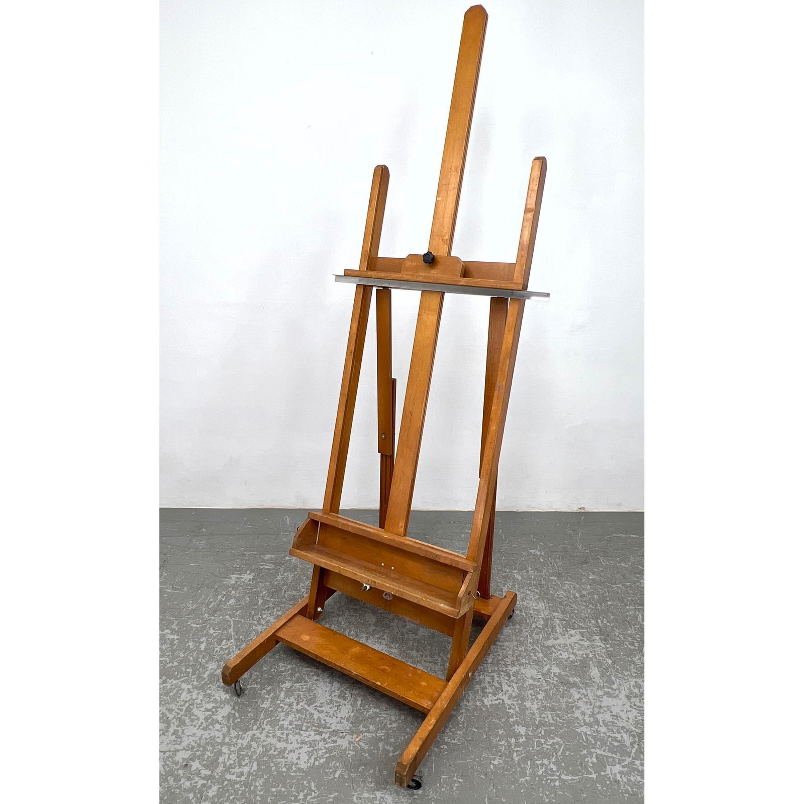 ANCO BILT Industrial Wood Easel. Wood frame on rolling casters. Marked. (1 of 11)