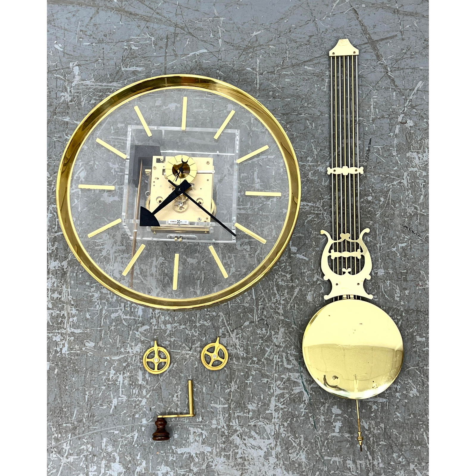 Howard Miller Lucite Wall Clock. Break to pendulum. Not tested. (1 of 6)