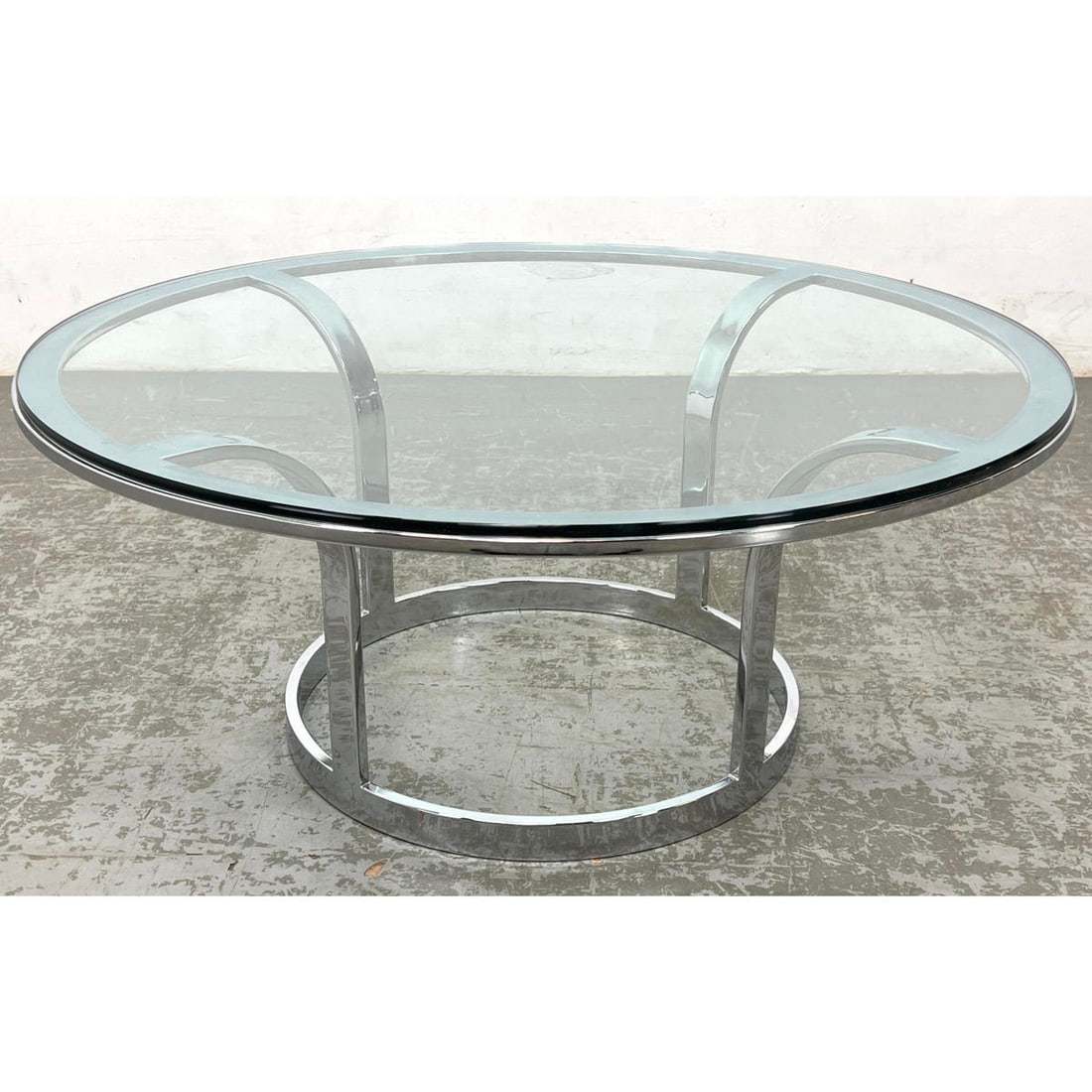 Milo Baughman Style Chrome Circular Table with Round Glass Top. (1 of 10)