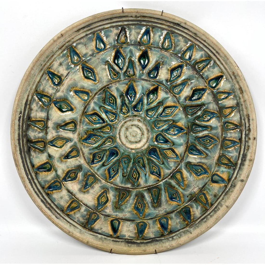 MARILYN SHERIDAN Modernist Studio Pottery Charger. Thick clay Round Panel with incised sunburst desi (1 of 9)