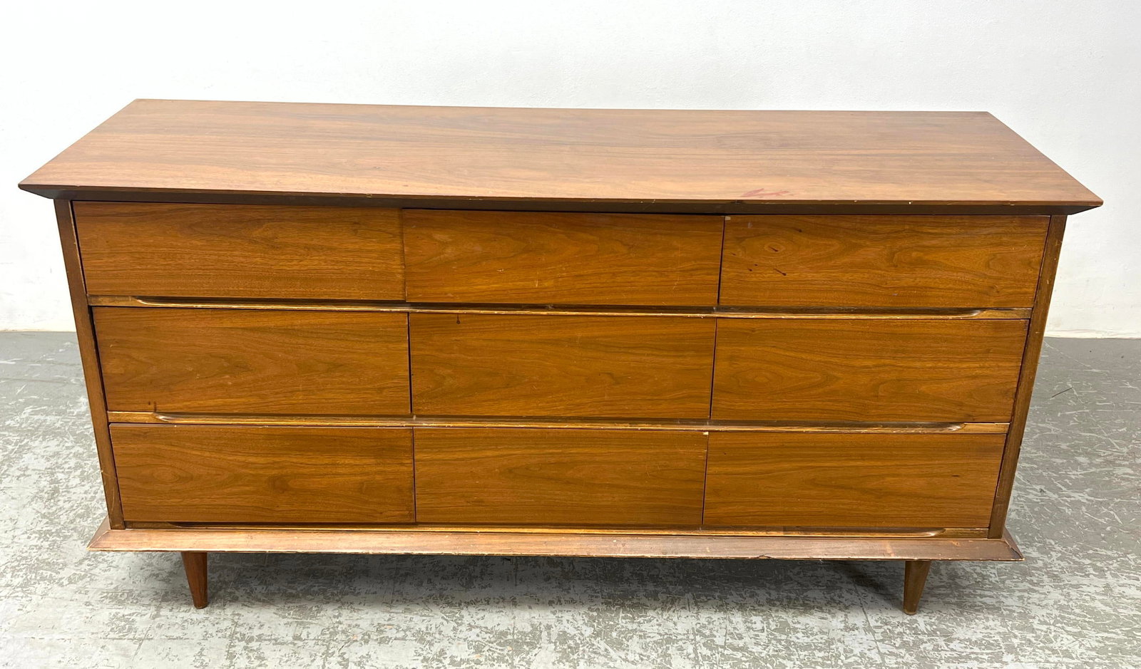American Modern Walnut Triple Dresser.: American Modern Walnut Triple Dresser. Dimensions: Height: 30.75 inches, Width: 60.5 inches, Depth: 19 inches. --- - We offer curbside delivery for most items to NYC, Manhattan, Close Brooklyn, Hoboke