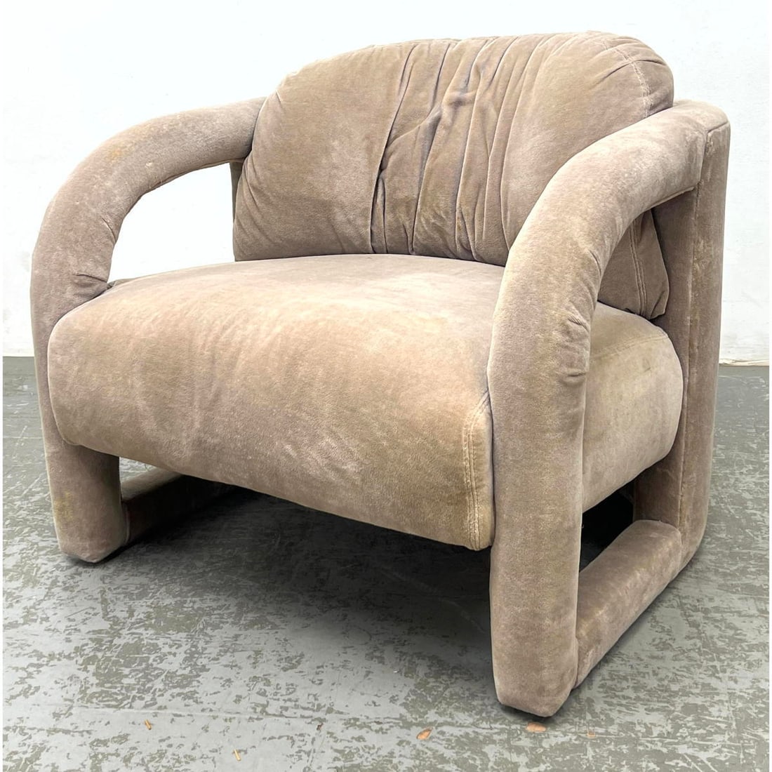 Modernist Upholstered Lounge Chair. Beige Fabric. Bowed Open Arms. Kagan Style.: Modernist Upholstered Lounge Chair. Beige Fabric. Bowed Open Arms. Kagan Style. Dimensions: Height: 30 inches, Width: 33.5 inches, Depth: 34 inches. - Seat Height: 17.5 inches --- - We offer curbside 