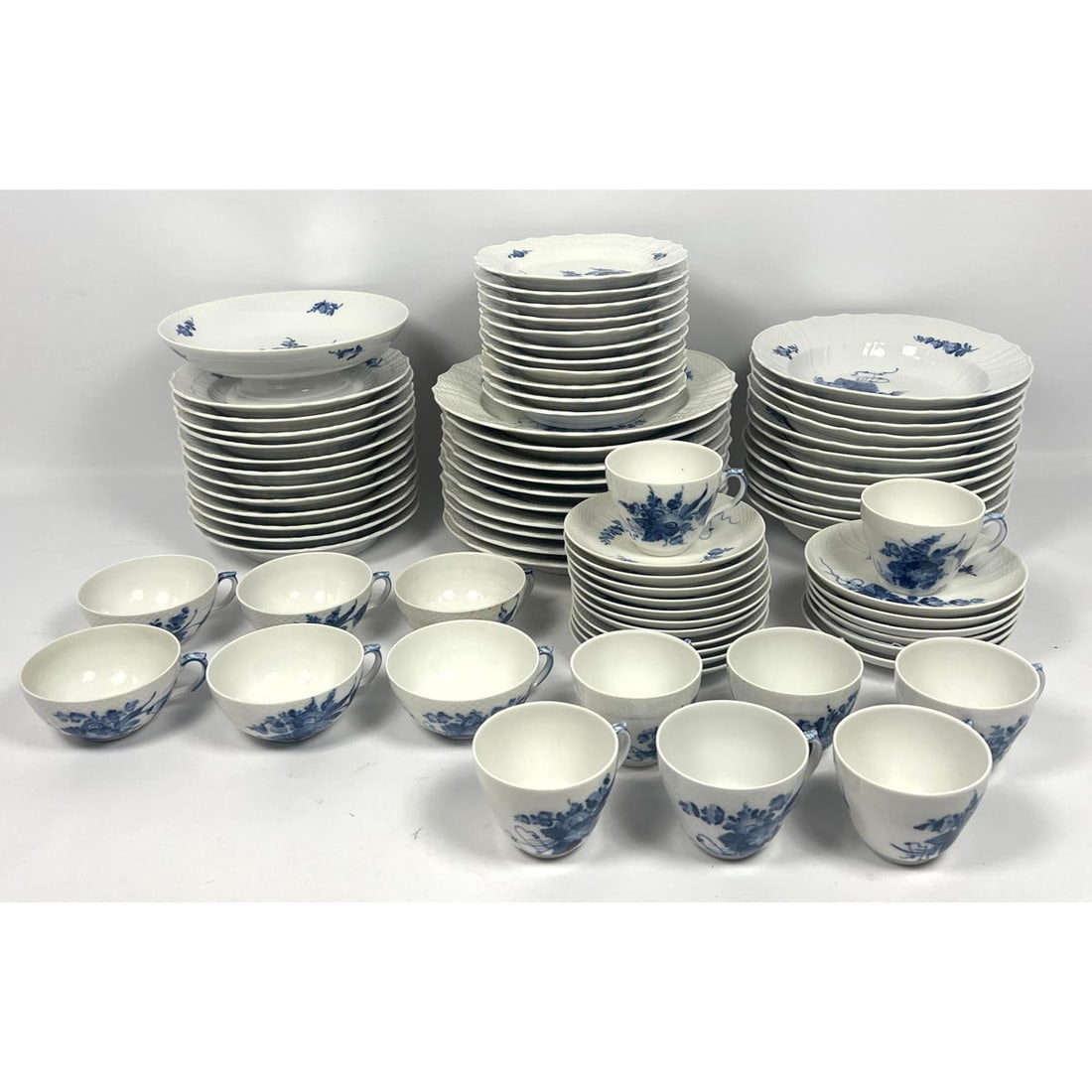 77 pcs Royal Copenhagen Denmark Blue Flower Porcelain China Dish set. Dishes. Manufacturer: Royal C (1 of 20)