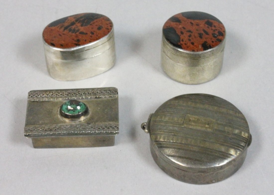 4 Small Sterling Boxes. Some Set Hardstone.: 4 Small Sterling Boxes. Some Set Hardstone.-- Dimensions: H: .5 inches: W: 1.5 inches--- Weight: 2.31 Troy ozs. ---- --- US Shipping charge: $7