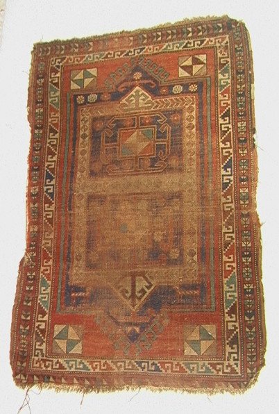 Caucasian Throw Carpet: Caucasian Throw Carpet