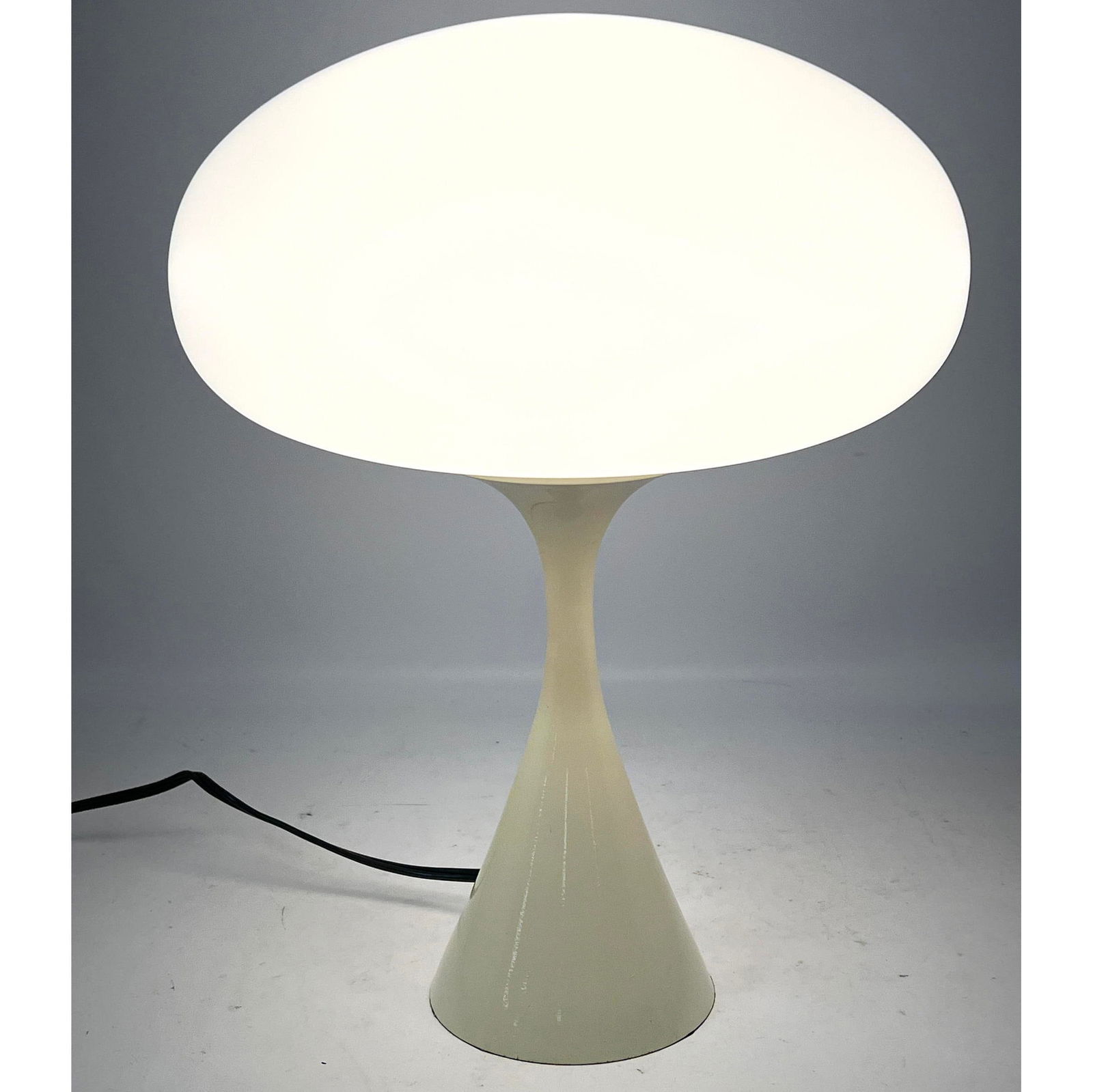 DESIGNLINE Tulip Base Mushroom Table Lamp. Paper Label. (1 of 10)