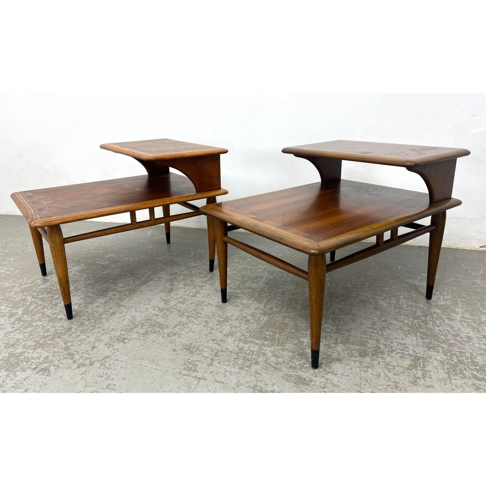 Pr of Andre Bus for Lane Side End Tables.: Pr of Andre Bus for Lane Side End Tables. Dimensions: Height: 21 inches, Width: 21 inches, Depth: 28 inches. --- - We offer curbside delivery for most items to NYC, Manhattan, Close Brooklyn, Hoboken