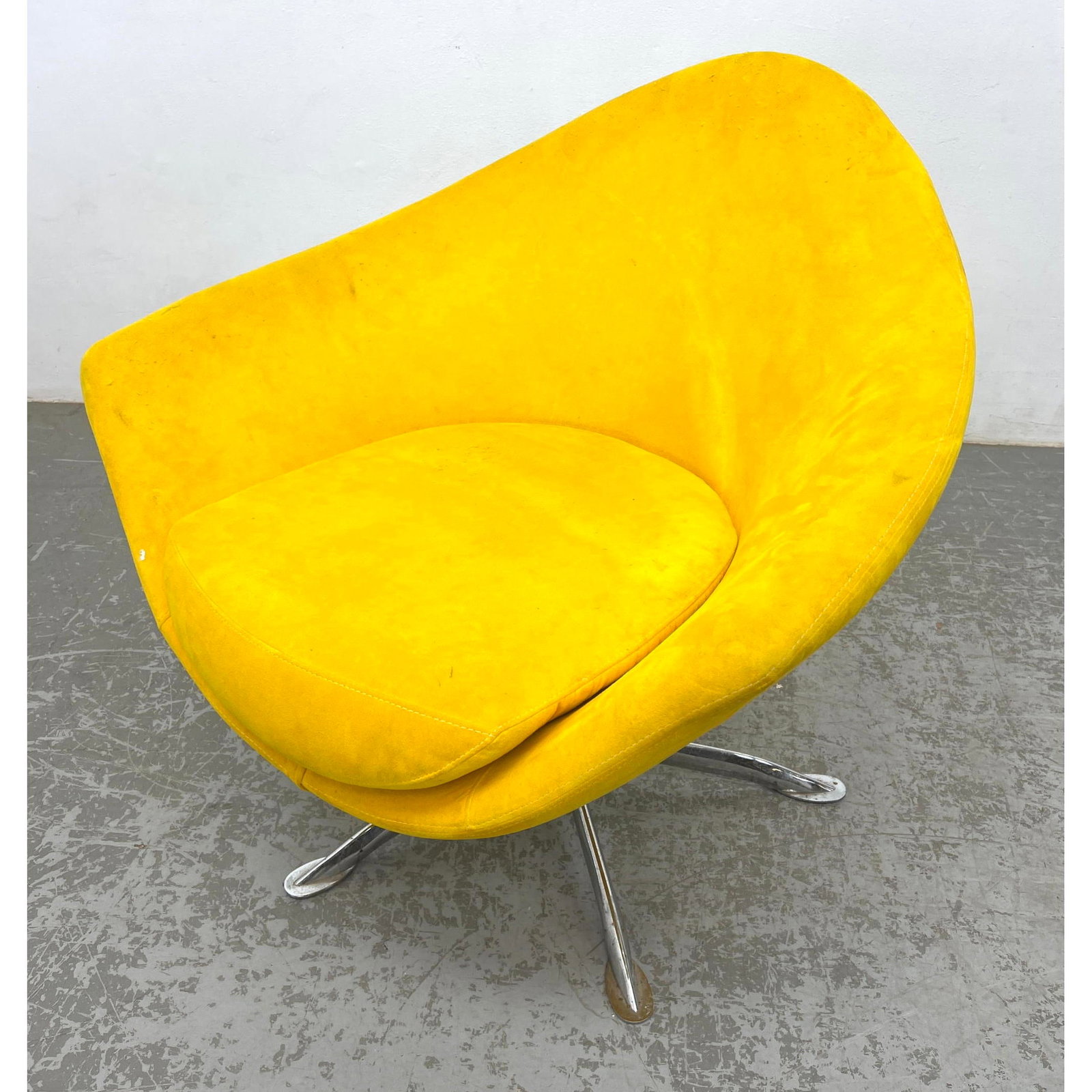 Bold Yellow Modernist Lounge Chair. Chrome Pedestal Base.: Bold Yellow Modernist Lounge Chair. Chrome Pedestal Base. Dimensions: Height: 31 inches, Width: 31 inches, Depth: 31 inches. - Seat Height: 18 inches --- - We offer curbside delivery for most items to